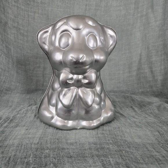 Wilton Other - VTG 1974 WILTON  Lamb Cake Pans 3D 2 Piece Aluminum Easter Shower Approx 9x7x6